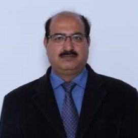 Dr Naveen Kwatra